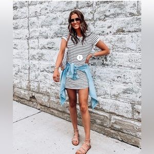 Like New! Pink Lily t shirt dress